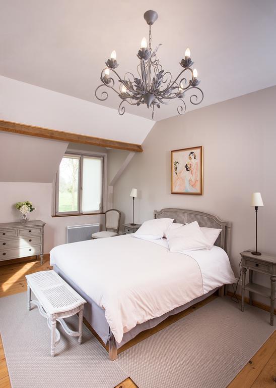 Chambres D'Hotes La Chance Au Roy Aigneville Exteriör bild